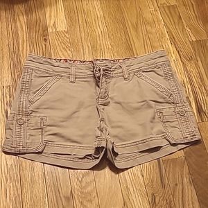 Women's Maurices Khaki shorts